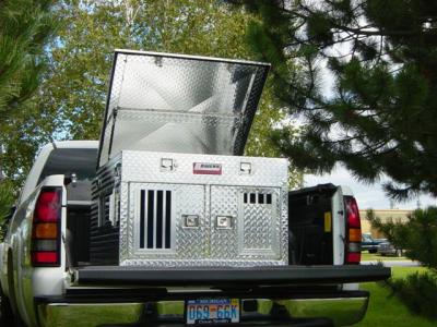 Aluminum dog crates for trucks best sale